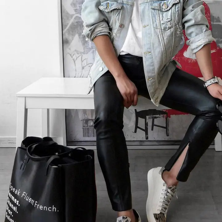 Never Ending Tote - Fluent French (Black)